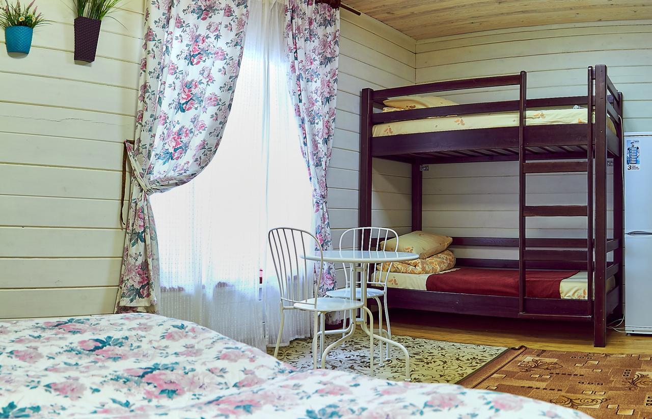 פולטסק Hotel Sofia מראה חיצוני תמונה
